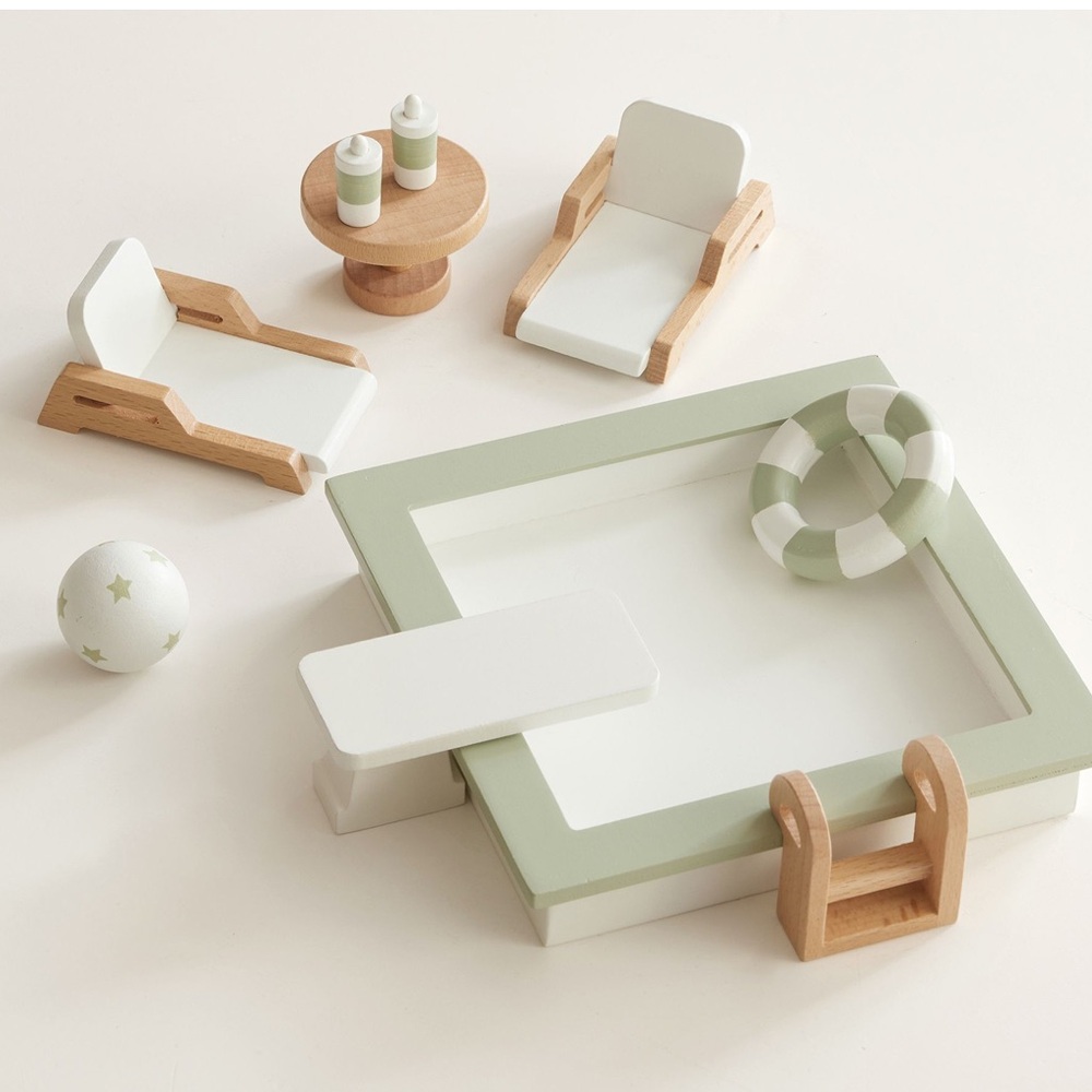 Pottery Barn Kids Dollhouse Pool & Lounge Set New In Box 🍃